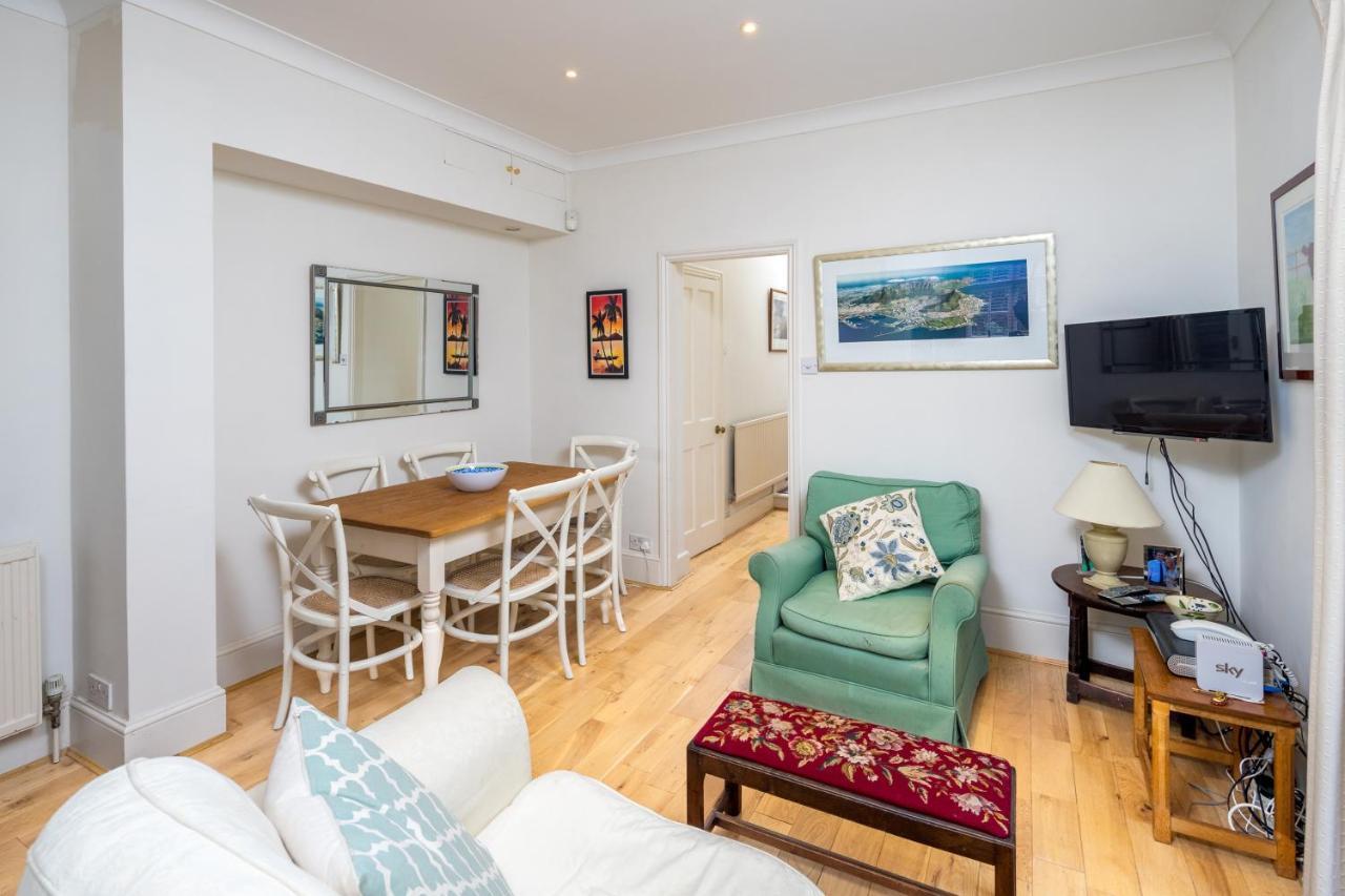 Charming 2Br Flat With Patio In Hammersmith Λονδίνο Εξωτερικό φωτογραφία